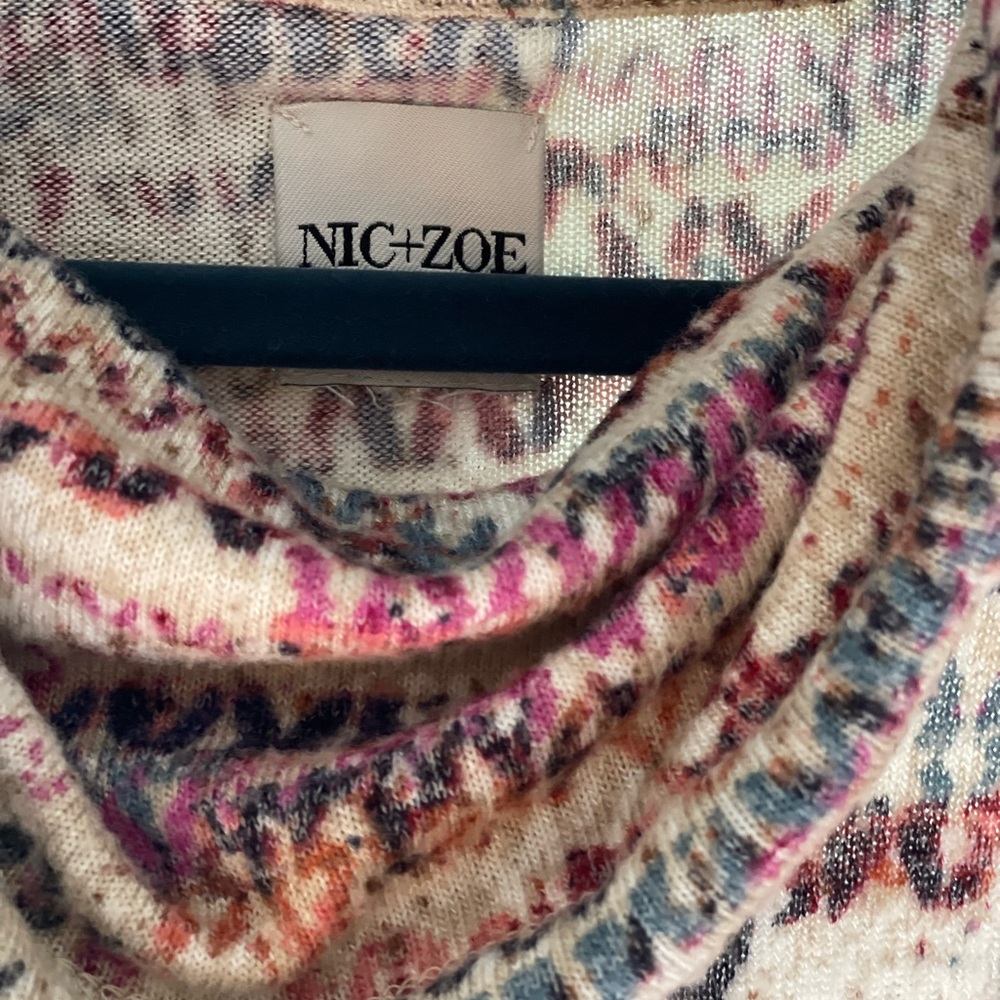 Nic+Zoe lightweight sweater